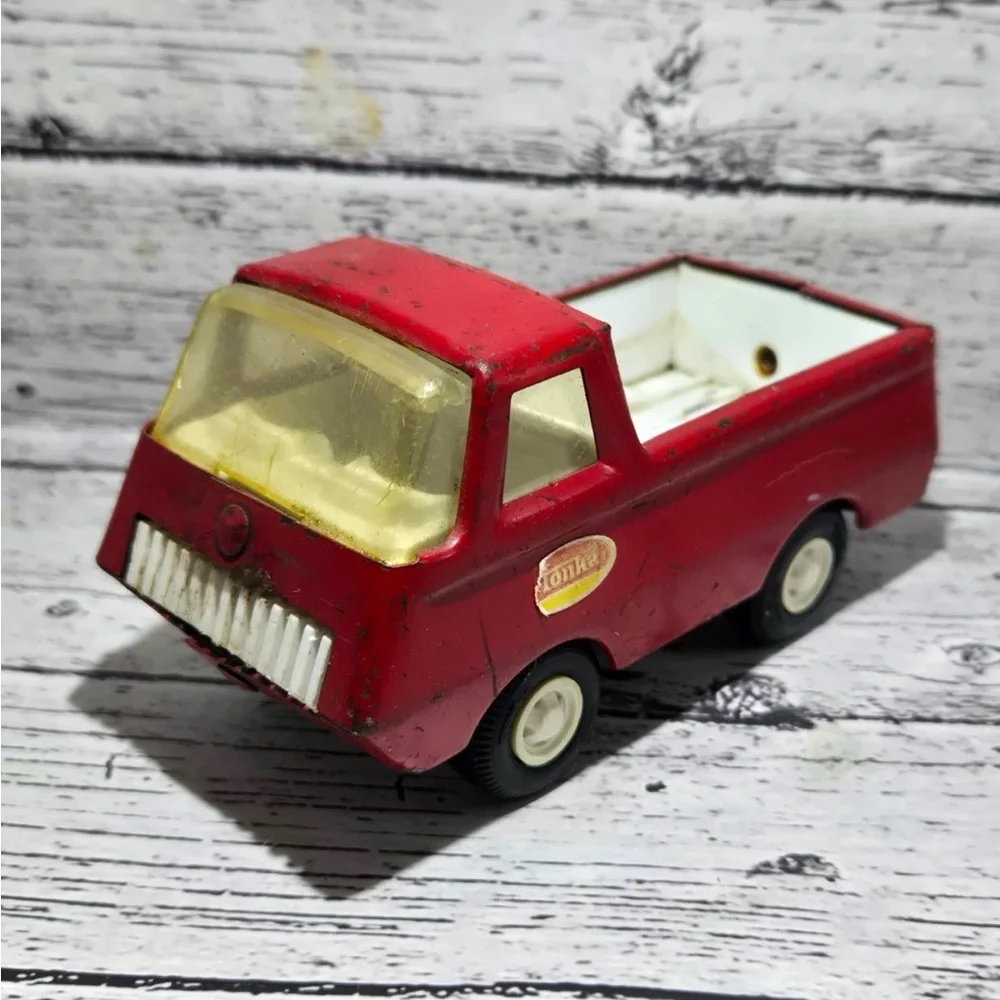 Vintage 1970s Tonka Pressed Steel Mini Red Pickup Truck Utility Truck 4.5